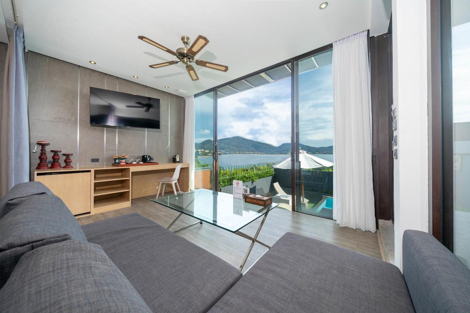 Indochine Resort&Villas - SHA Extra Plus Patong Exterior foto A living room at the hotel